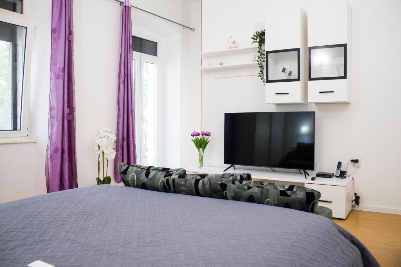 Appartement White Orchid Pula Extérieur photo