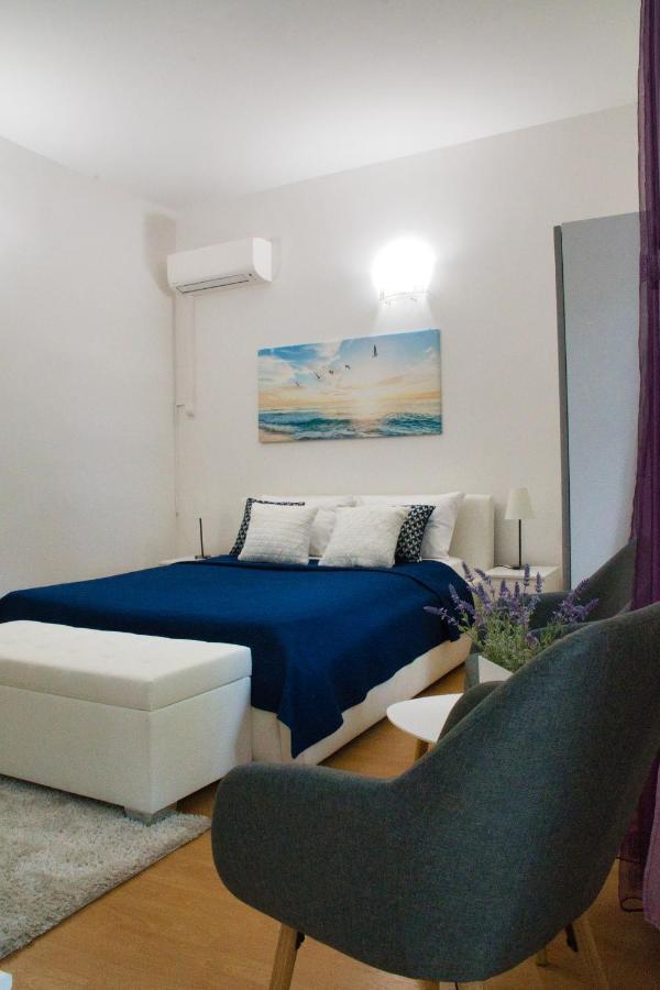 Appartement White Orchid Pula Extérieur photo
